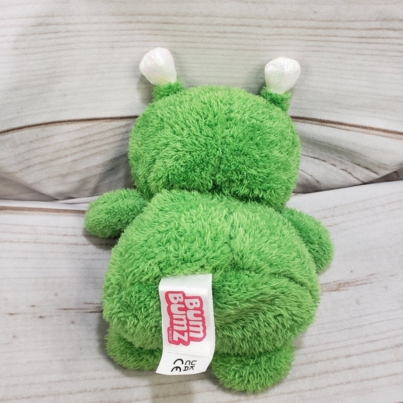 BumBumz Matt Green Alien Beanbag Plush Stuffed Toy Russ Retro Series 8 Inch 2023 - Picture 5 of 8